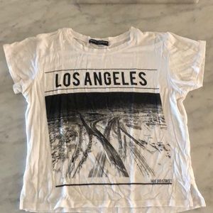 Brandy Melville cropped “Los Angeles” t-shirt